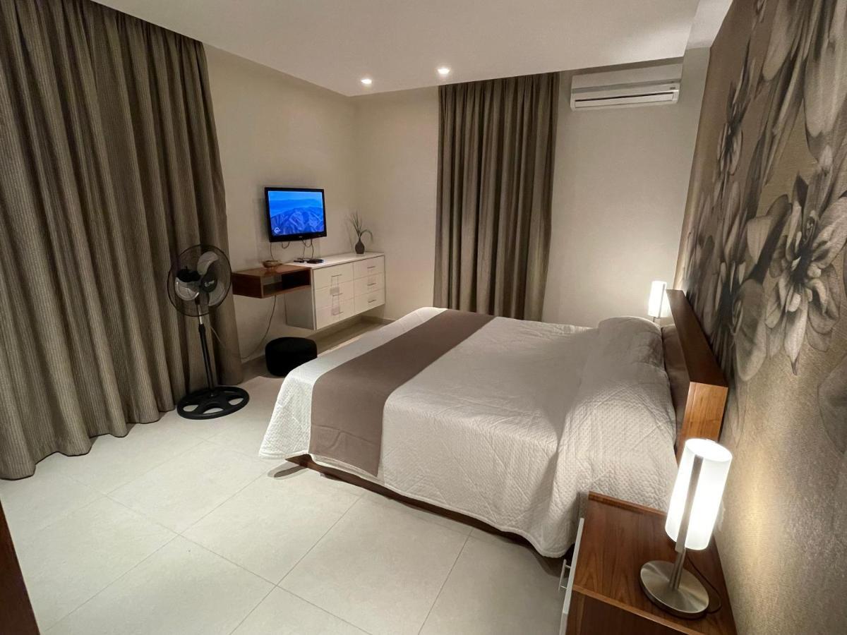 Deluxe Apartment With Pool In The Heart Of St Pauls Bay Bahía de San Pablo Exterior foto